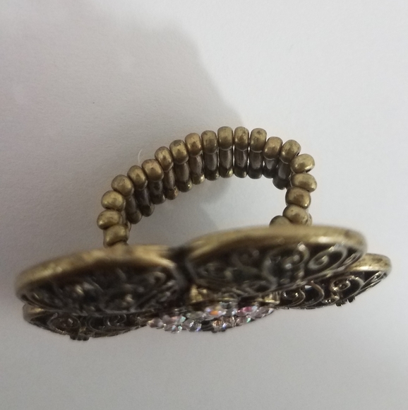 Flower stretchy ring - Picture 3 of 4